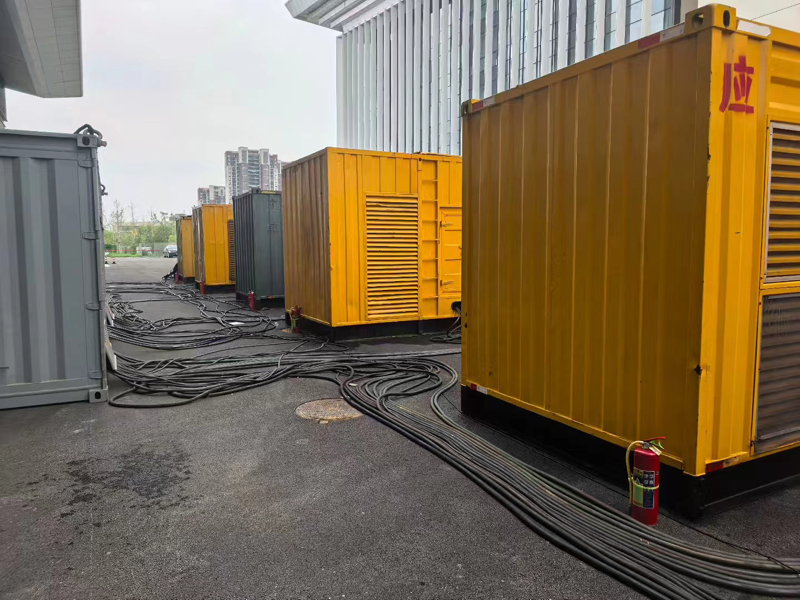 高昌不同季节柴油发电机组保养有哪些注意事项？