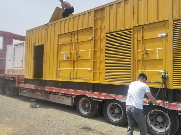 高昌发电机出租100KW发电机需要什么规格的电缆线？